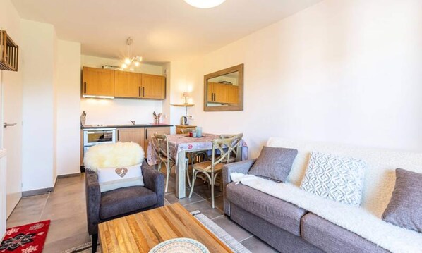 Living area - Residence LES Lodges 1970 No. A407 (La Plagne-Tarentaise)