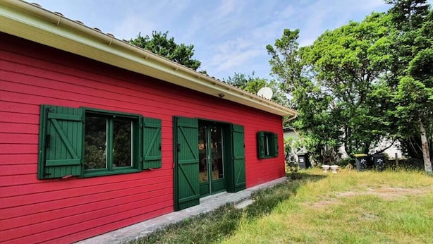 Exterior - Chalet With Garden Near French Coast (Hourtin)