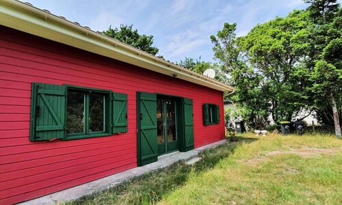 Chalet With Garden Near French Coast