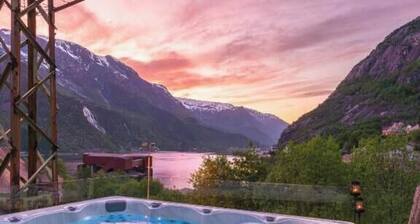 Trolltunga Aparthotel