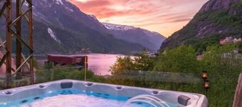 Trolltunga Aparthotel