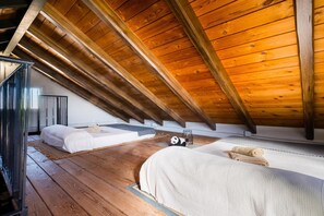 2 chambres, fer et planche à repasser, draps fournis