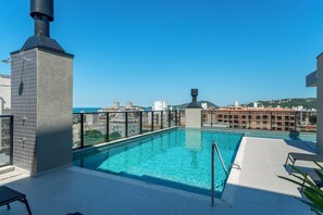 Outdoor pool - APTO flat em condomínio com piscina B (Bombinhas)