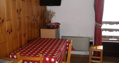 Apartment in Alpe D'huez Near Ski Lift