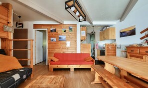 Living area - 2-room Apartment for 5 People - Prestige (Bagnères-de-Bigorre)