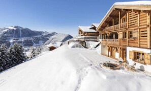 Exterior - Chalet in La Clusaz With Panoramic Views (La Clusaz)