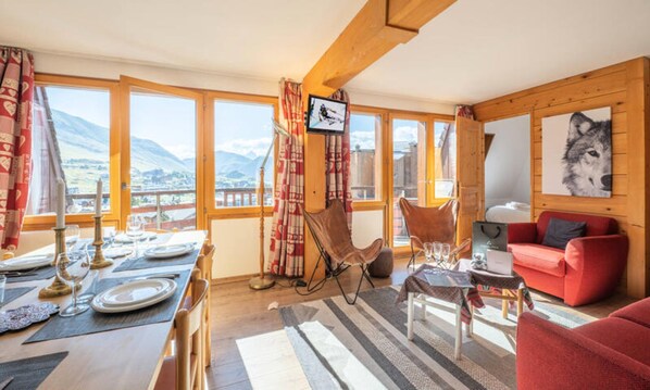 Living area - Apartment in Alpe D'huez Near Ski Lift (Huez)