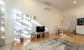 Interior - Nomad's Lux - 1bed Avenida Prime Bonfim (Porto)