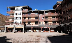Exterior - Apartment in Tignes Near Glacier Ski Lift (Tignes)