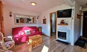 Living area - ROC DE Tougne 15 (Les Allues)