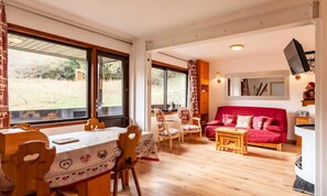 Living area - ROC DE Tougne 15 (Les Allues)