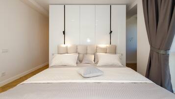 3 quartos, ferros/tábuas de passar roupa, Wi-Fi, roupa de cama