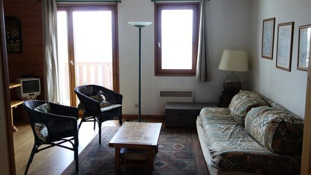 Unclassified image, 1 of 3, button - Apartment in Val D'ys Near Ski Slopes (Huez)