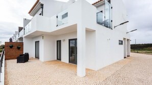 Exterior - Houses & Villas for 8 People (Vila do Bispo)