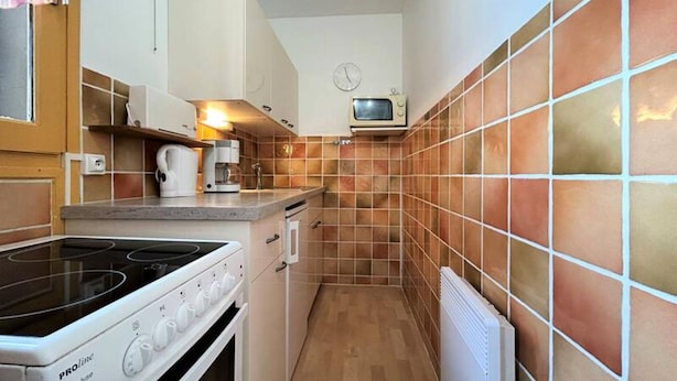 Coffee/tea maker, fridge, microwave, oven - Studio - 1 or 2 People - Greoux-les-bains (Gréoux-les-Bains)