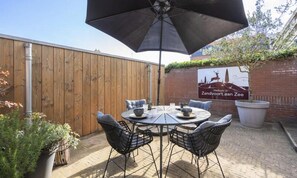 Outdoor dining - Apartments for 4 People (Zandvoort)