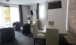 Interior - Apartment Near Col D'aubisque Slopes (Eaux-Bonnes)