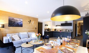 Living area - Apartment With Parking (Les Deux Alpes)