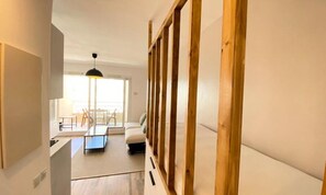 Interior - Studio for 3 People (Vallauris)
