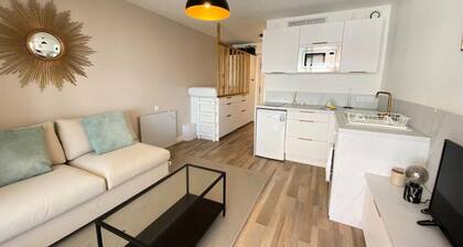 Studio for 3 People