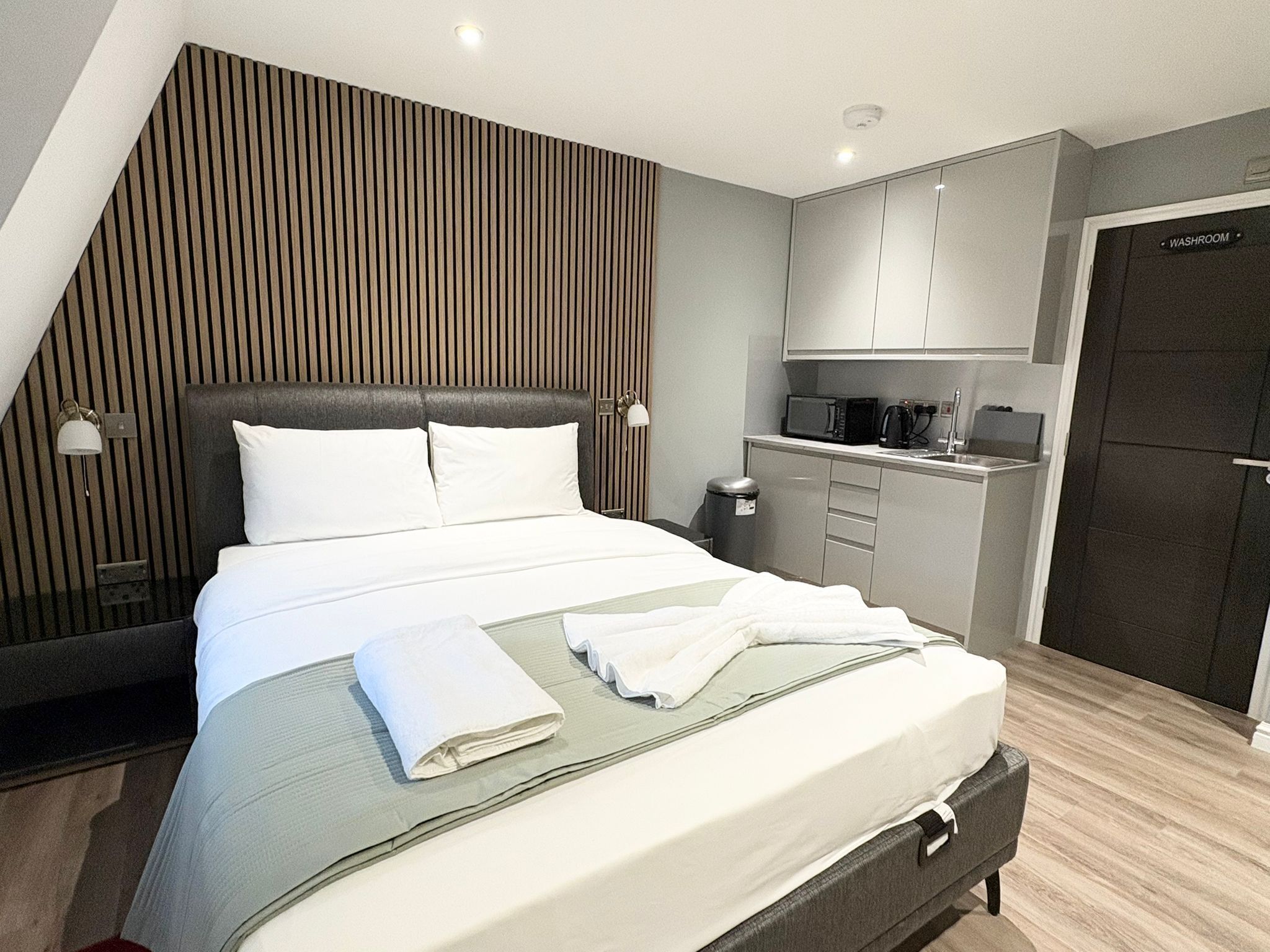 1 bedroom, iron/ironing board, WiFi, bed sheets