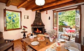 Dining - Cottage for 6 People (Saint-Andre-de-Lancize)