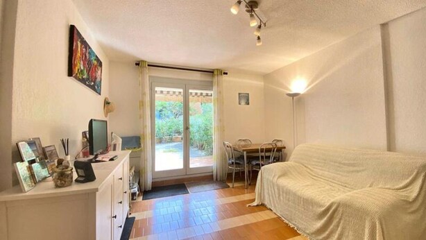 Billede uden beskrivelse, 1 af 4, knap