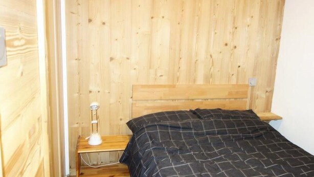 Room - Apartment in Les Bergers Near Ski Lifts (Huez)