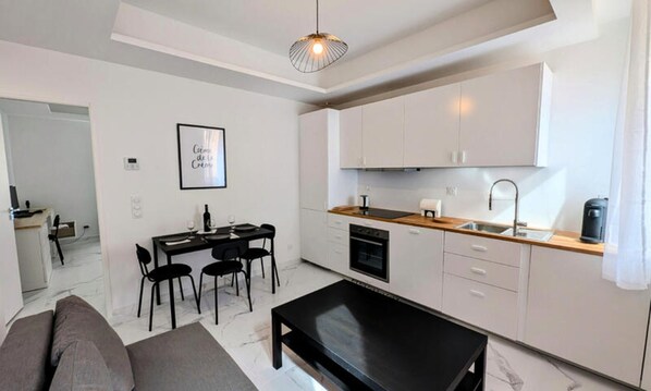 Interior - The Cap D'ail Suite (Cap d'Ail)