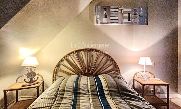 Room - Holiday Home in Le Treport by Cliffs (Le Treport)