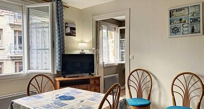 Holiday Home in Le Treport by Cliffs