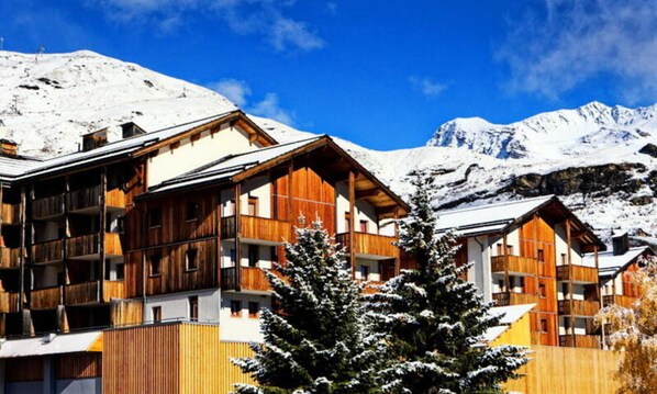 Exterior - 3-room Apartment With Sleeping Alcove for 8 People (Orcieres)