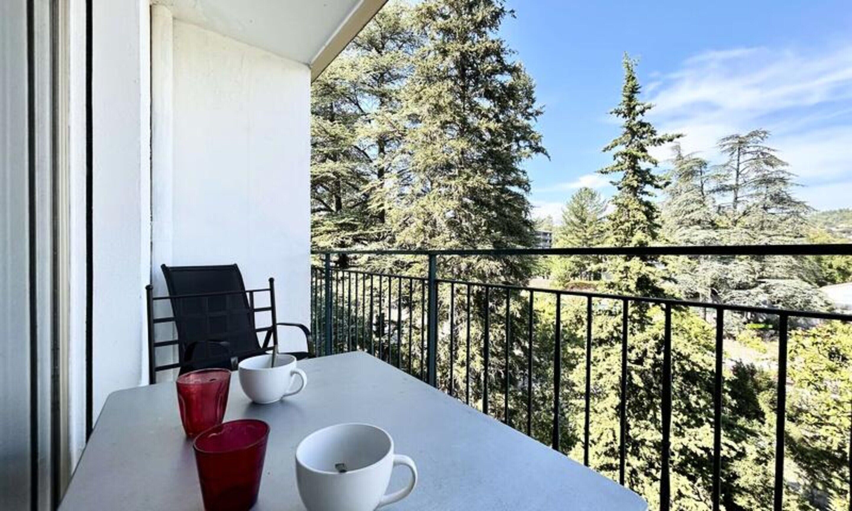 Khu ẩm thực ngoài trời