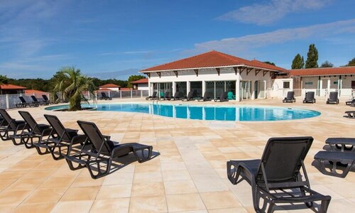 Apartment in Cassen With Pool and Spa