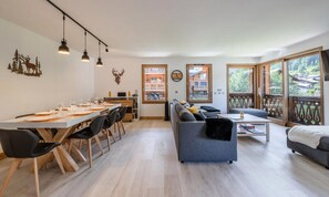 Dining - Dama Apartment B206 (Morzine)