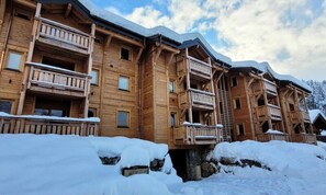 Exterior - Very Nice Apartment, Bright, Beautiful Living Space (Les Gets)