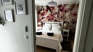 Room - Apartment in Aix-les-bains Near Lake Bourget (Aix-les-Bains)