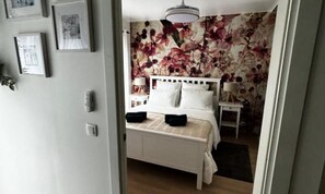 Iron/ironing board - Apartment in Aix-les-bains Near Lake Bourget (Aix-les-Bains)