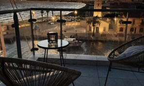 Terrace/patio - Apartment in Grau du Roi With Sea Views (Le Grau-Du-Roi)