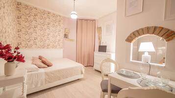 1 makuuhuone, silitysrauta/-lauta, Wi-Fi, vuodevaatteet