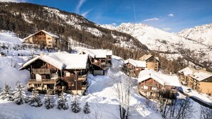 Exterior - Apartment in Puy Saint Vincent Ski Resort (Puy-Saint-Vincent)