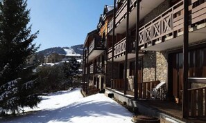 Exterior - Apartment in Les Angles Near Ski Slopes (Les Angles)
