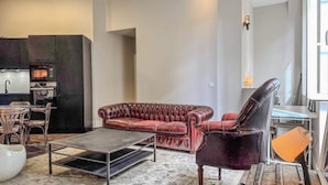 Living area - Apartments for 6 People (Grenoble)