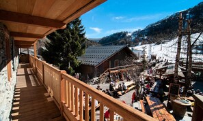 Outdoor dining - Apartment in Tignes by Sache Cable Car (Tignes)