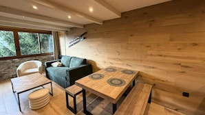 Unclassified image, 3 of 3, button - Apartment in Valberg Near Ski Slopes (Peone)