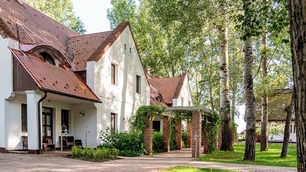 واجهة المنشأة