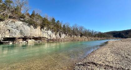 The blue star cabin. buffalo national park.