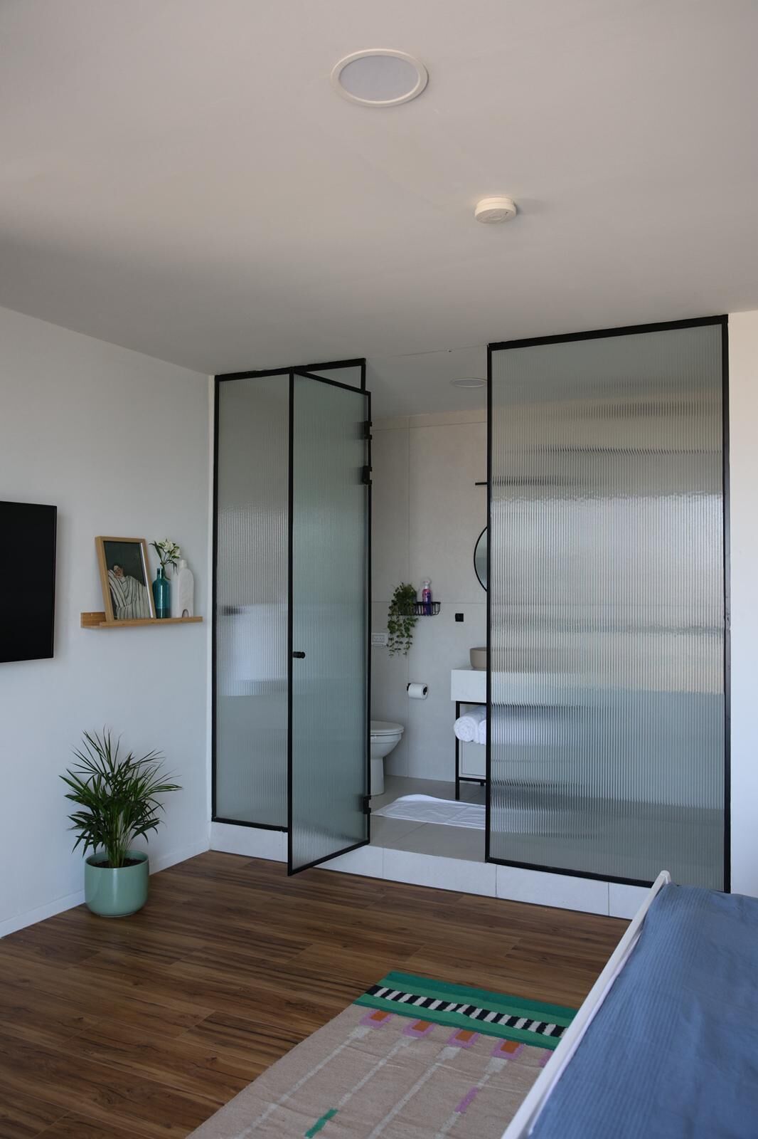 Accès Internet, draps fournis