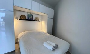 Room - Holiday Home Grau-du-roi With Beach Access (Le Grau-Du-Roi)