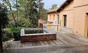 Property grounds - Apartment in Carcans Near Ocean & Lake (Carcans)